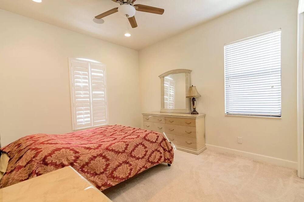 Photo of Bedroom in Davis Islands