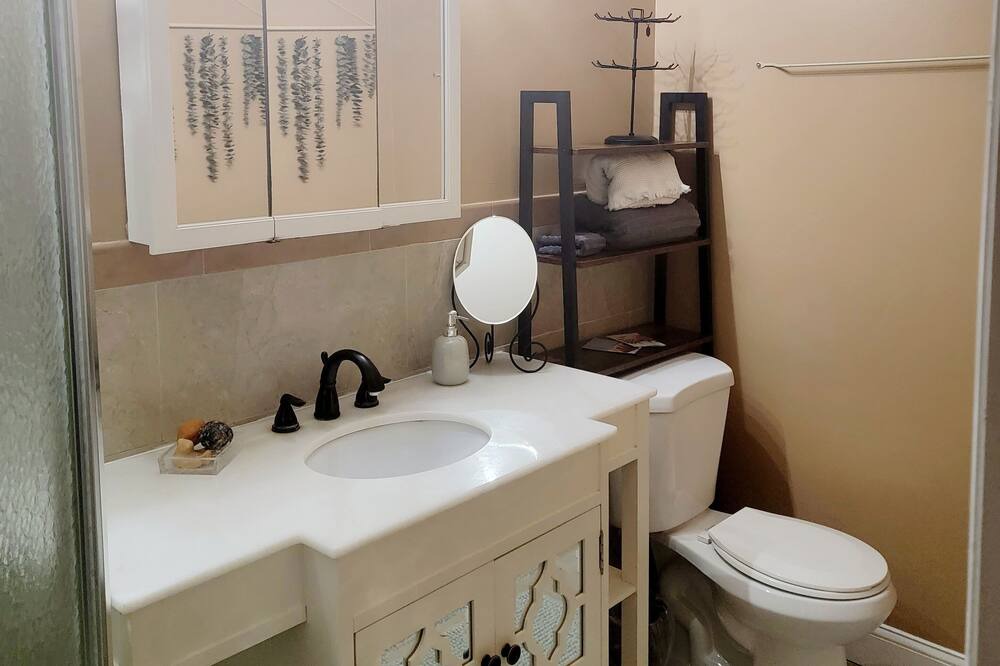 Photo of Bathroom in Country Place