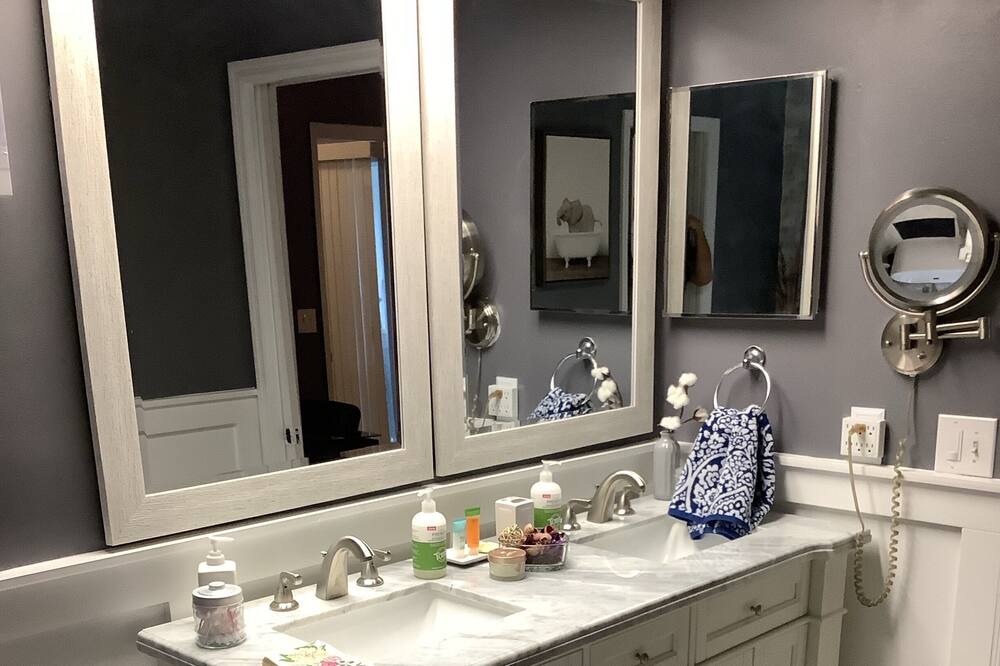 Photo of Bathroom in Ocoee