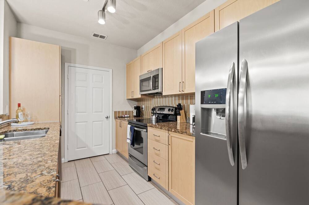 Photo of Kitchen in Port Tampa City