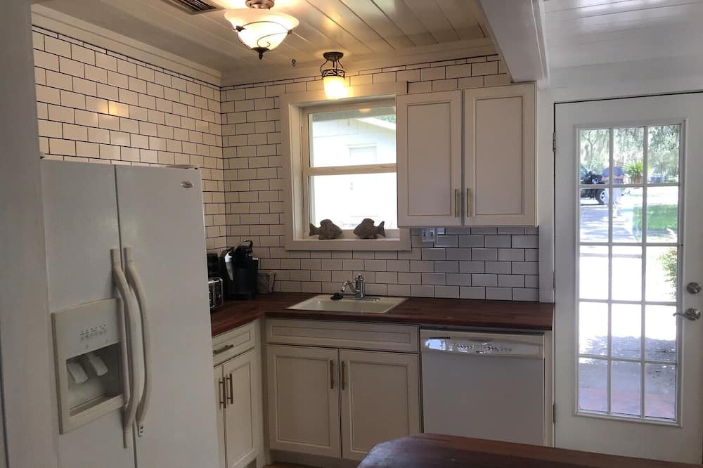 Photo of Kitchen in Melrose