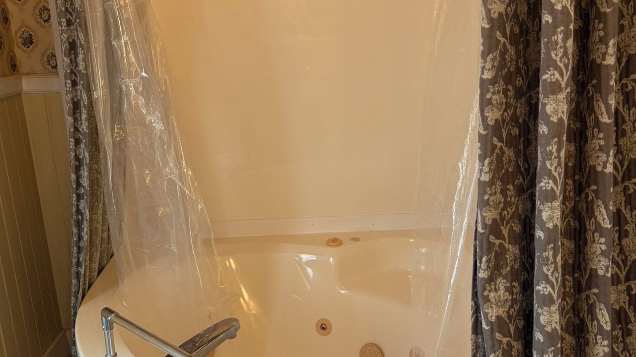 Photo of Bathroom in Downtown Historic District