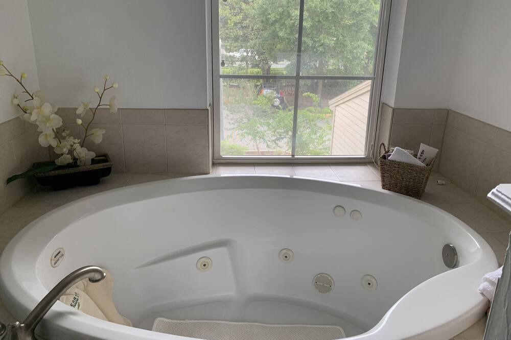 Photo of Bathroom in Gainesville