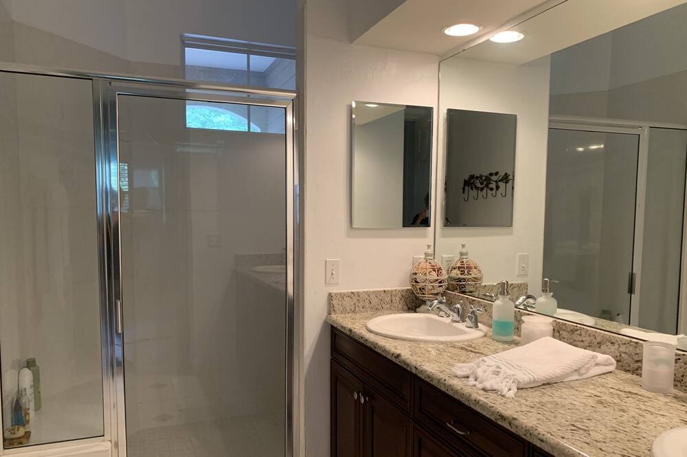 Photo of Bathroom in Gainesville