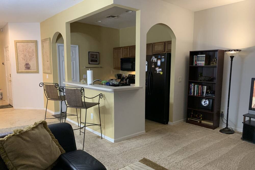 Photo of Livingroom in Plymouth