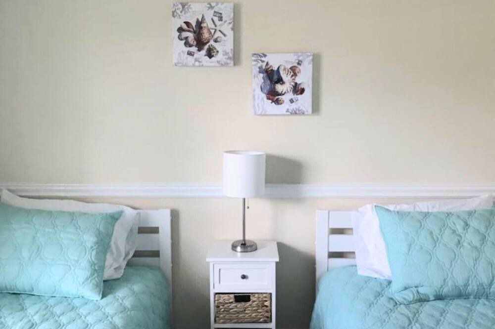 Photo of Bedroom in Hidden Lake