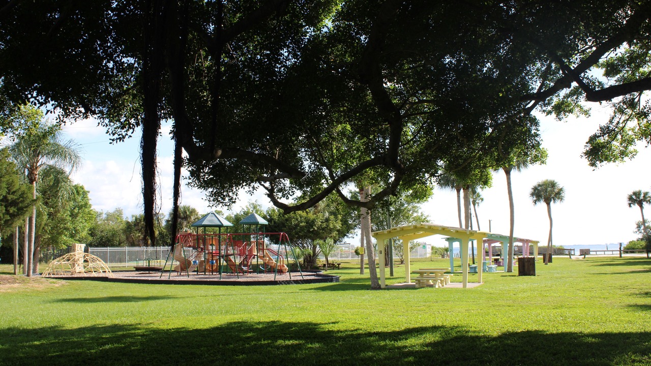 Photo of Outdoor in Bayshore Gardens