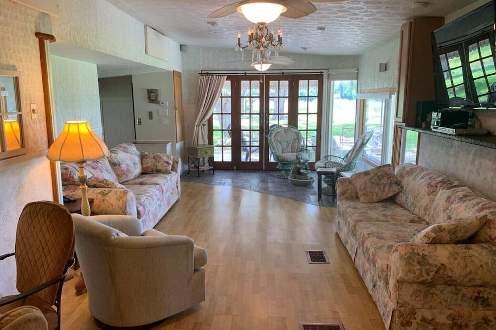 Photo of Livingroom in Hernando