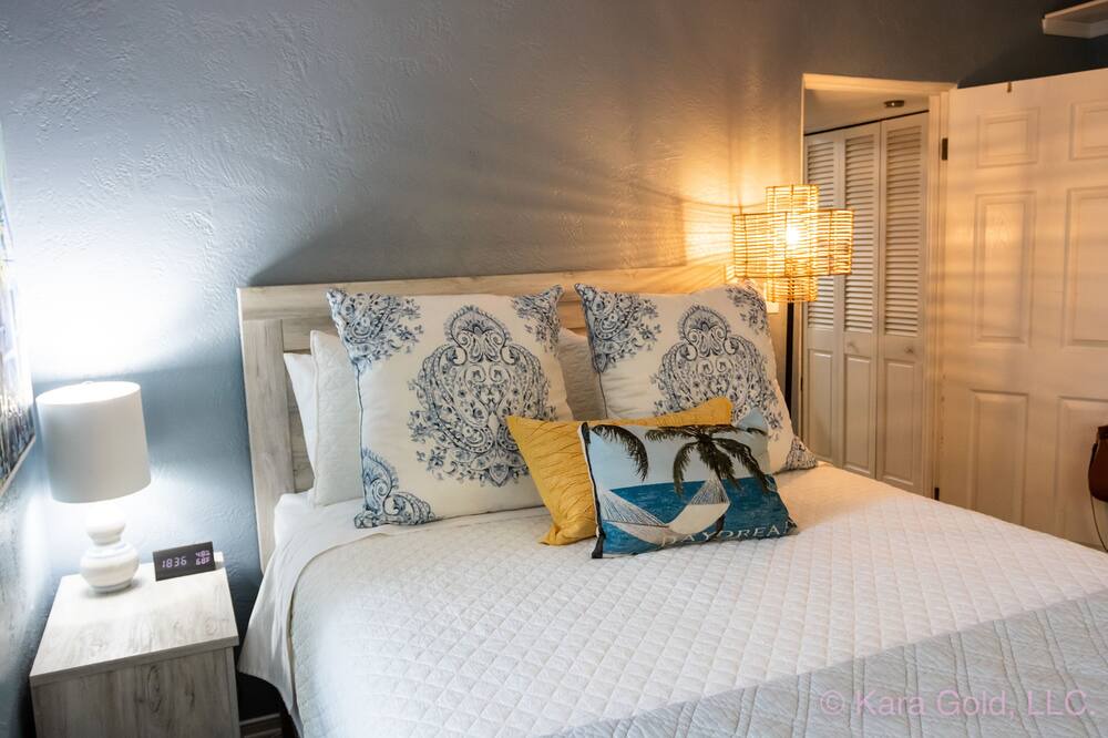 Photo of Bedroom in Gulfport