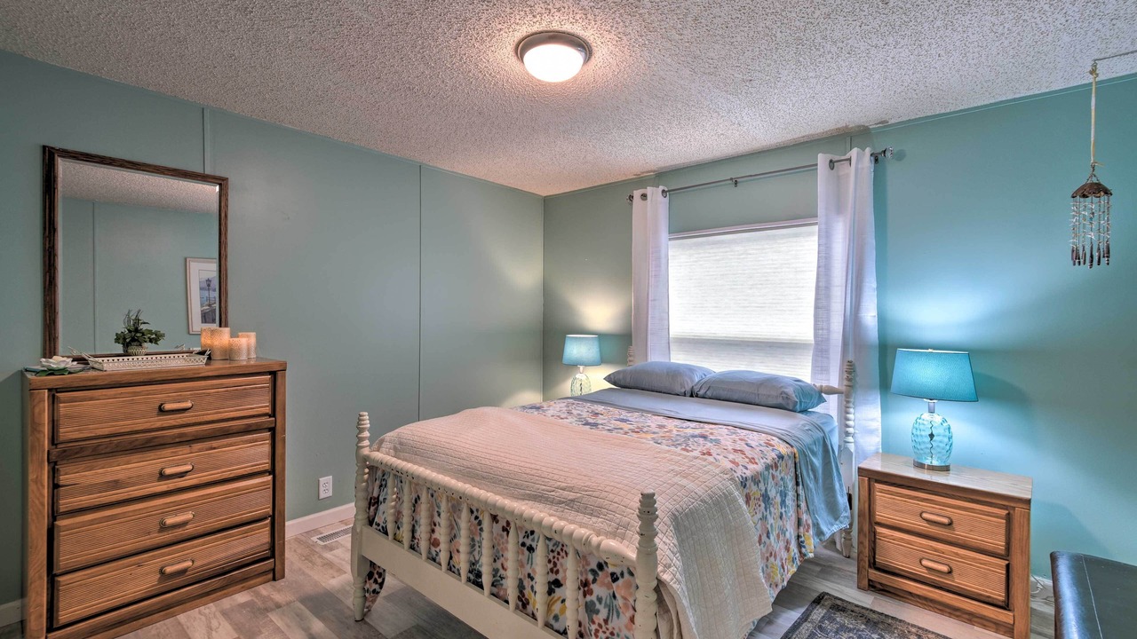 Photo of Bedroom in Silver Springs