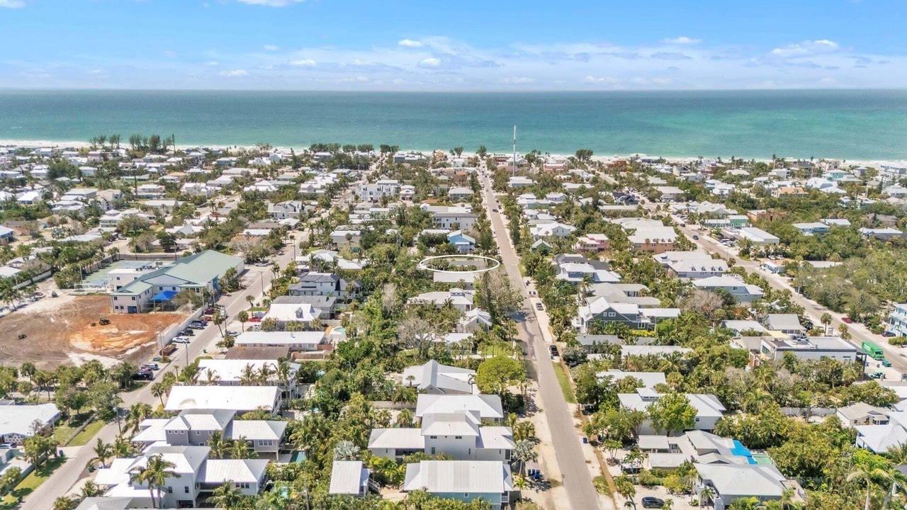 Photo of Others in Anna Maria