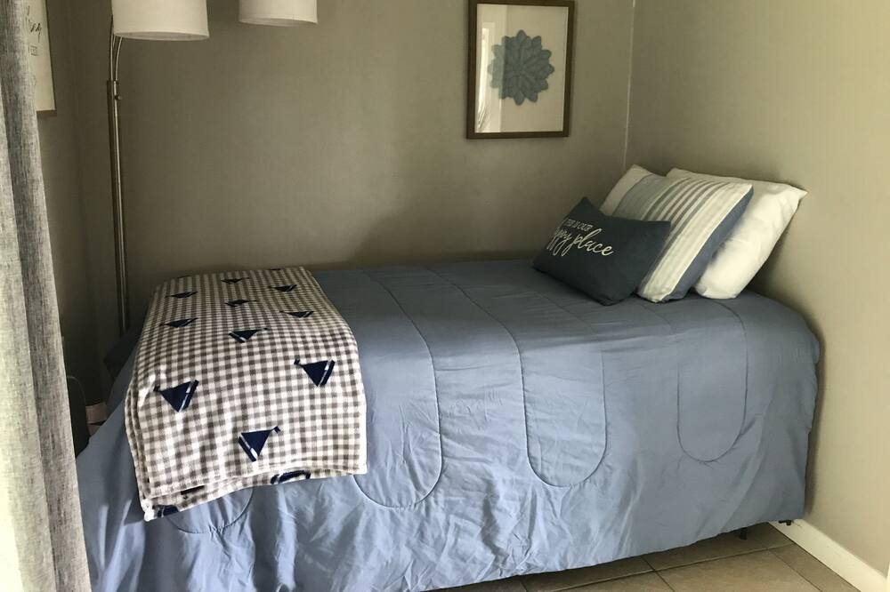 Photo of Bedroom in Candler