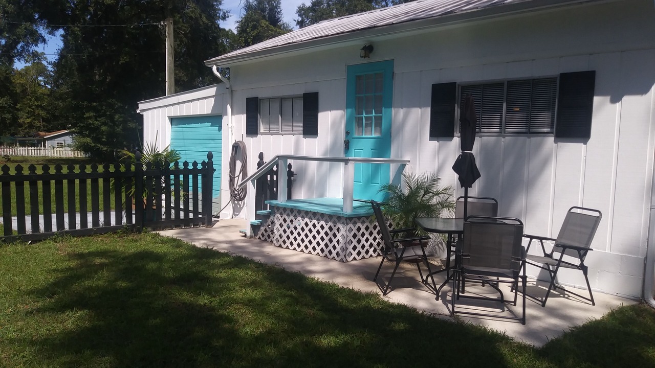 Photo of Patio Balcony in Astor