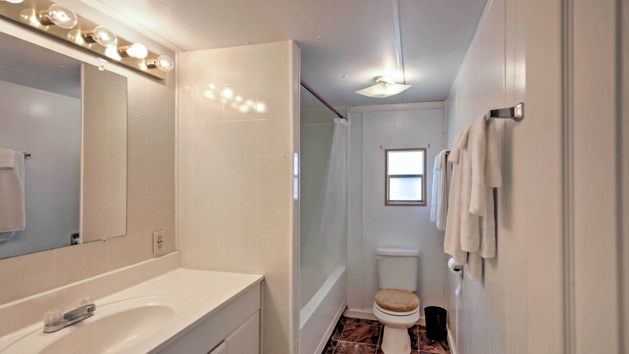 Photo of Bathroom in Silver Springs