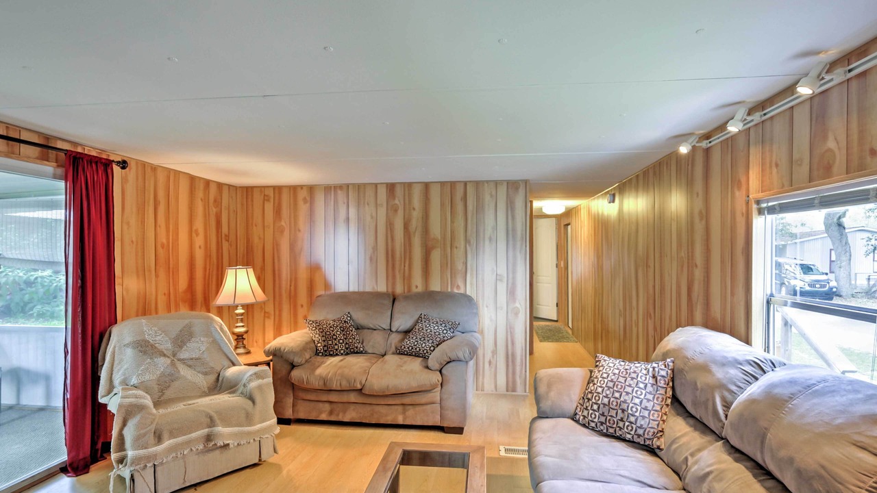 Photo of Livingroom in Silver Springs