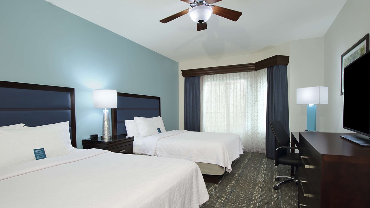 Photo of Bedroom in Ludlam