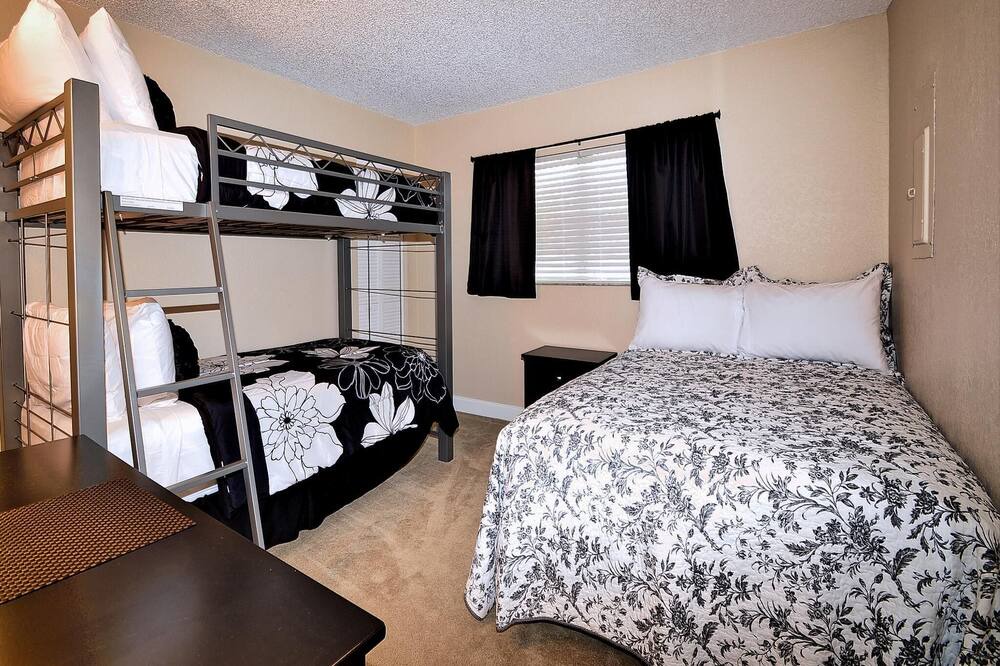 Photo of Bedroom in Sand Key