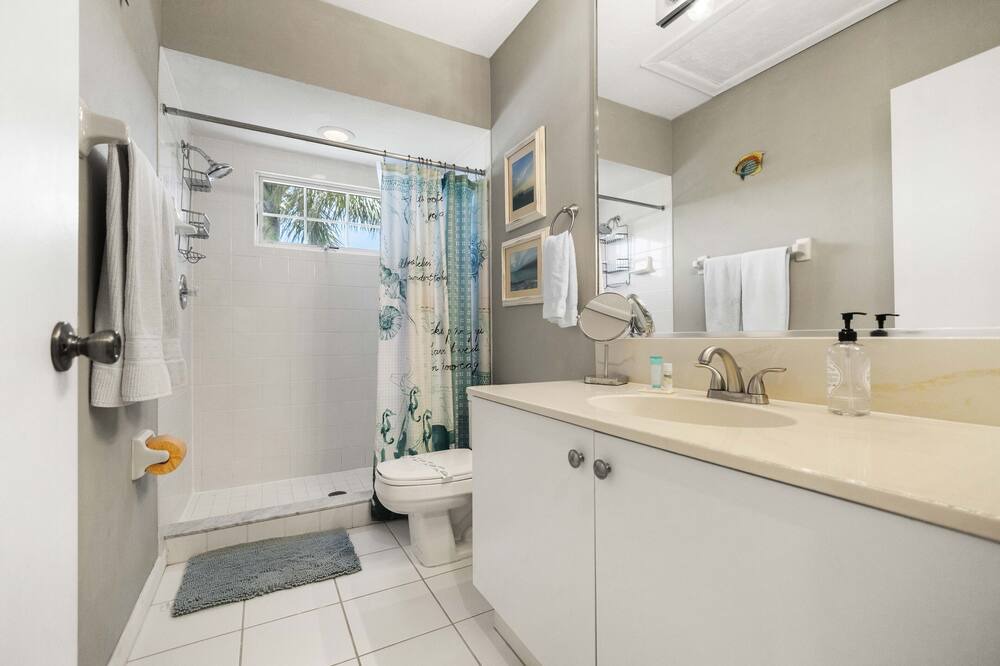 Photo of Bathroom in Whitney Beach