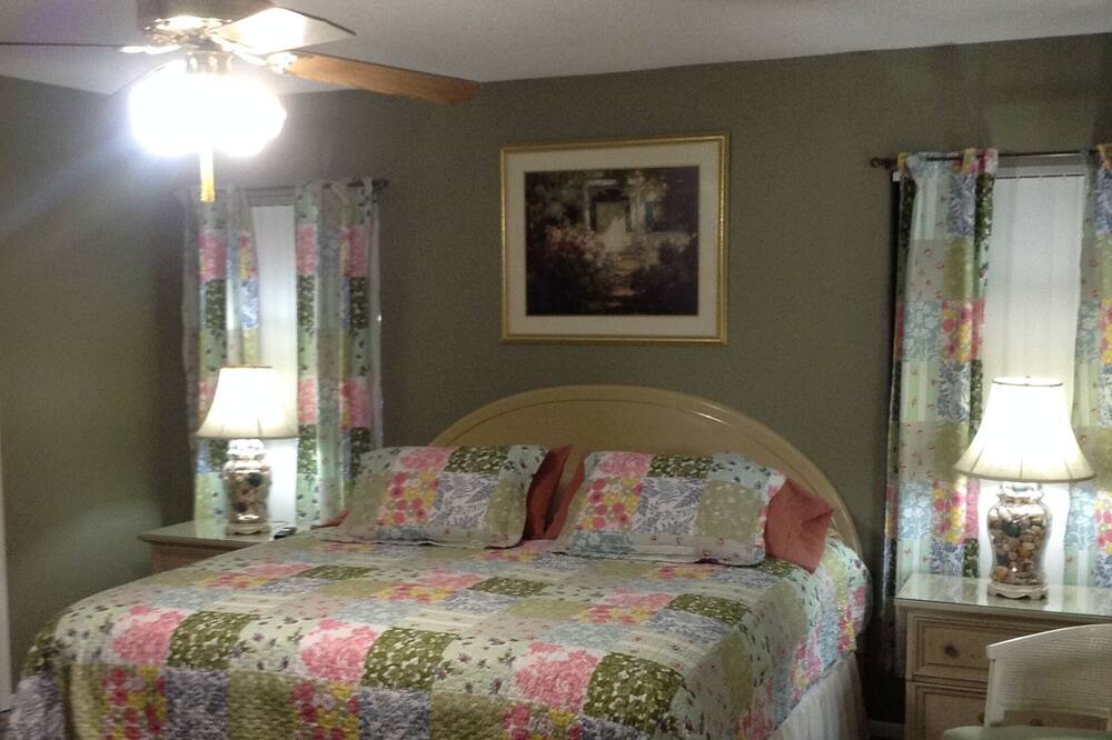 Photo of Bedroom in Braden River