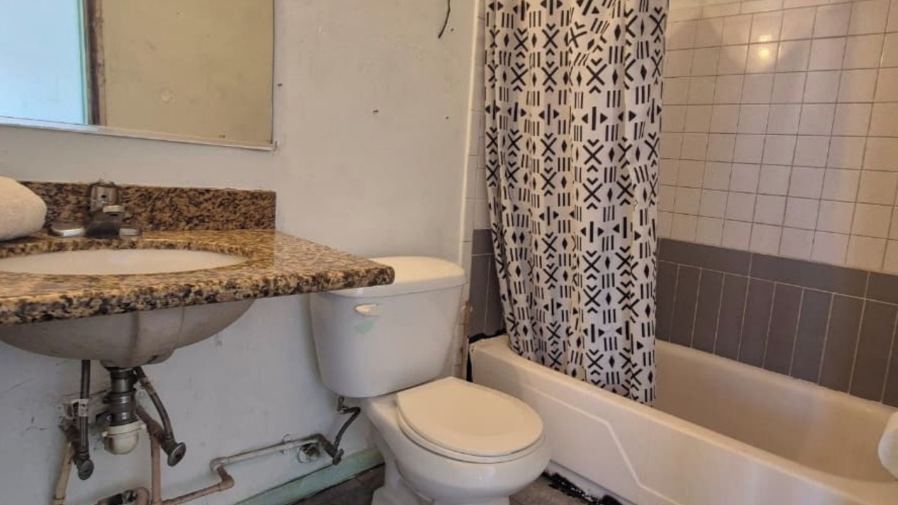Photo of Bathroom in Sun Bay South