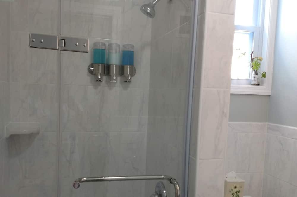 Photo of Bathroom in Jersey City
