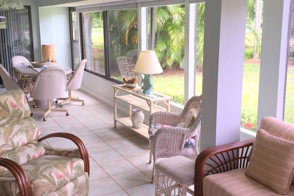 Photo of Bedroom in Plantation
