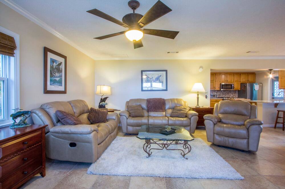 Photo of Livingroom in Fruitland