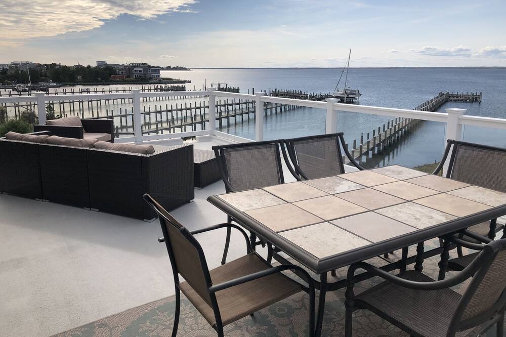Photo of Patio Balcony in Loveladies