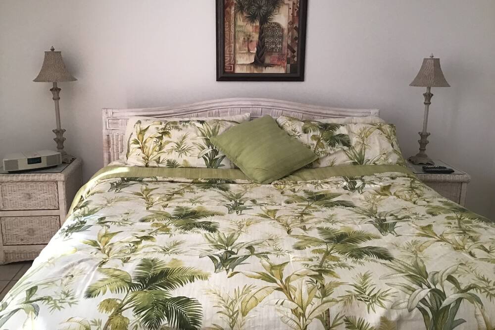 Photo of Bedroom in Saint Armands Key