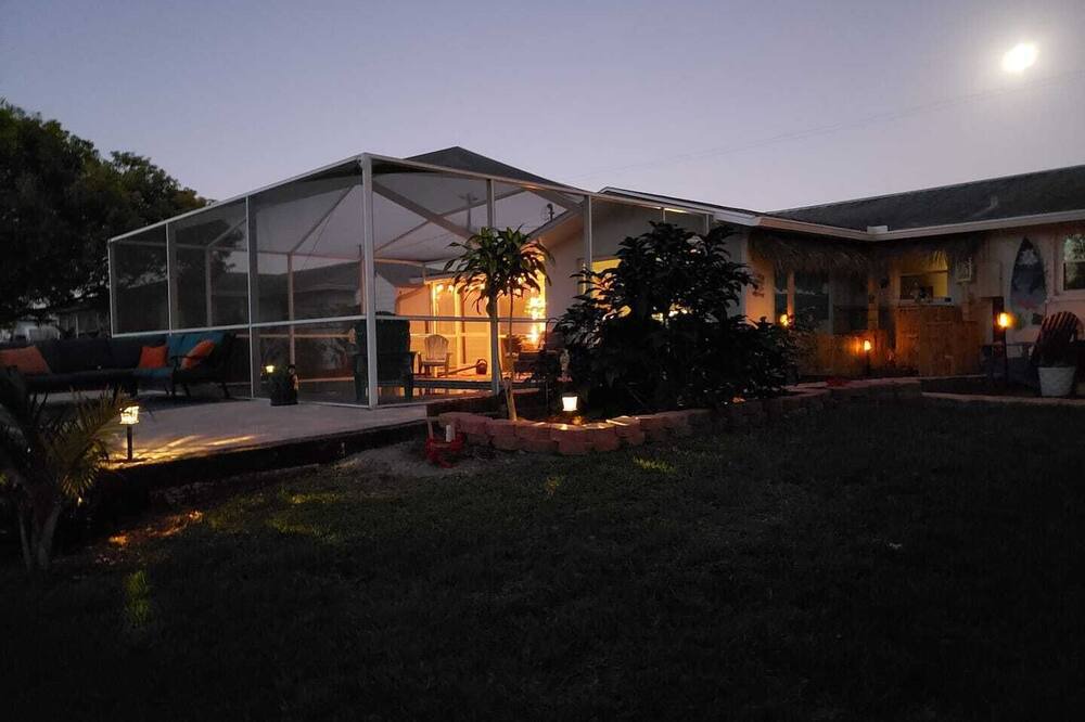 Photo of Outdoor in Jasmine Lakes