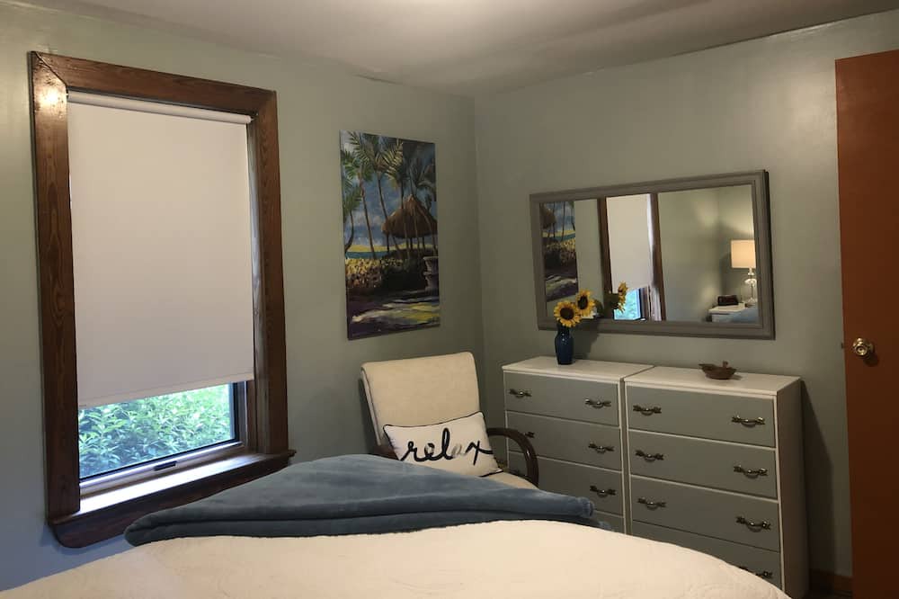 Photo of Bedroom in Melrose