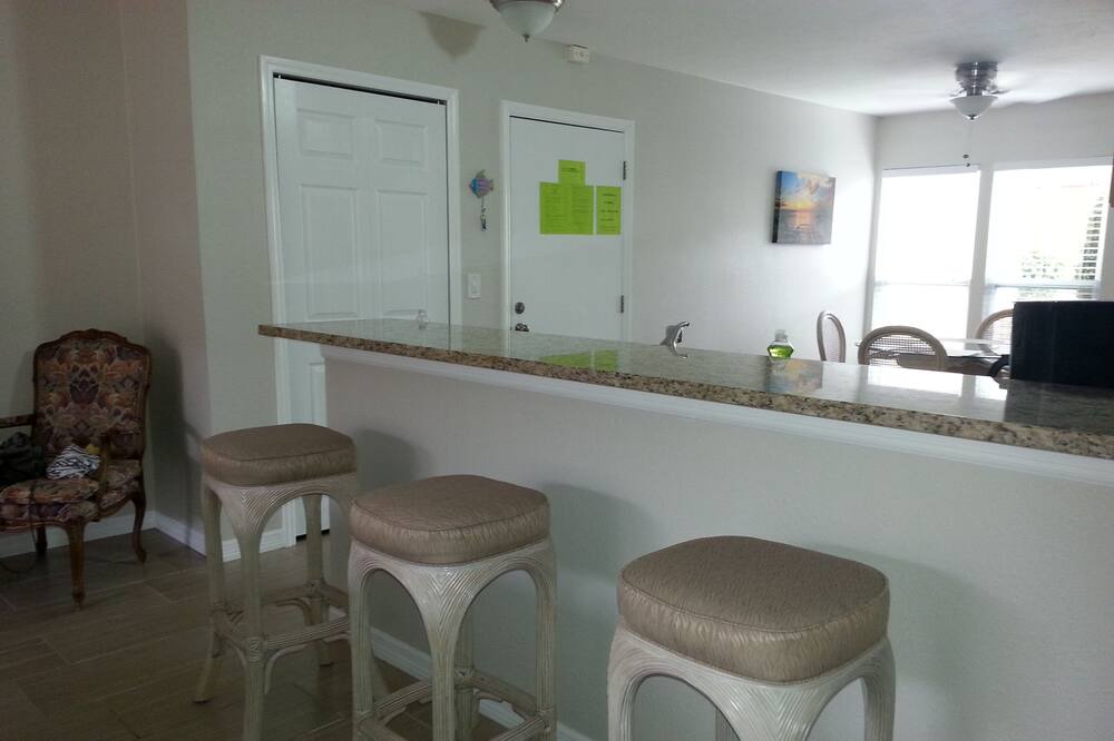 Photo of Kitchen in Gulf Gate Estates
