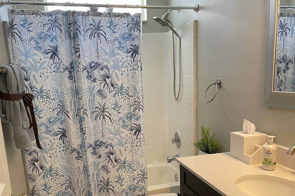 Photo of Bathroom in Westridge