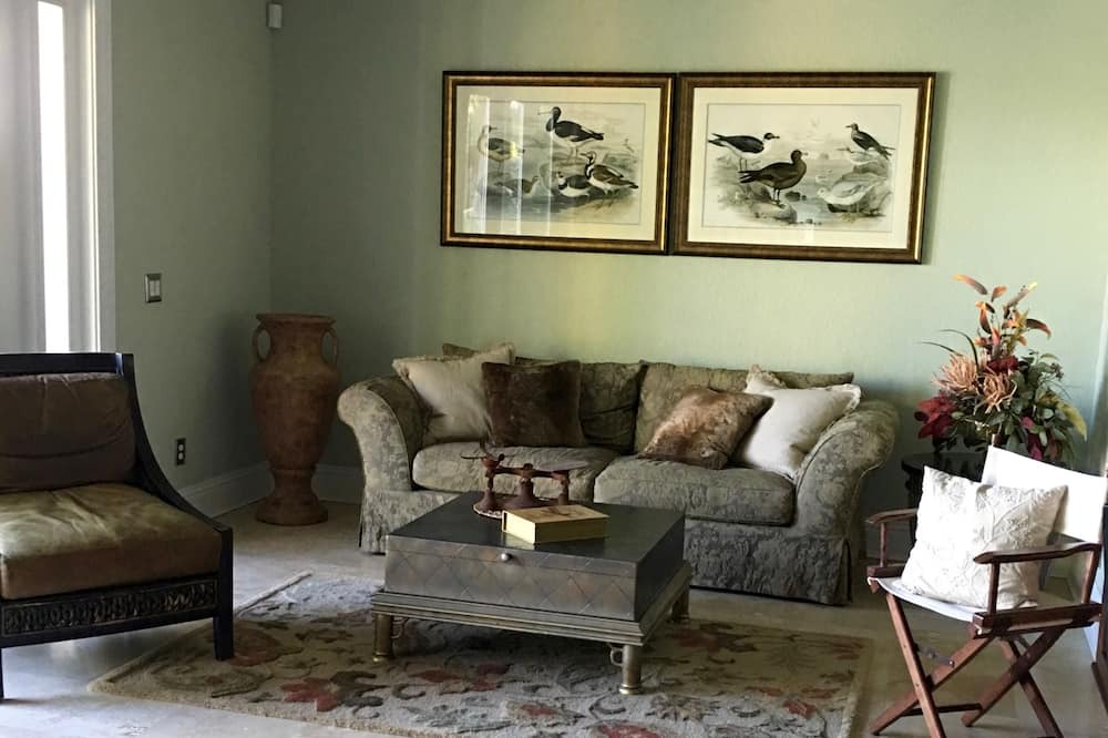 Photo of Bedroom in Pass-a-Grille