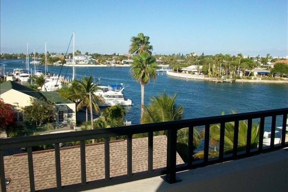 Photo of Patio Balcony in Pass-a-Grille