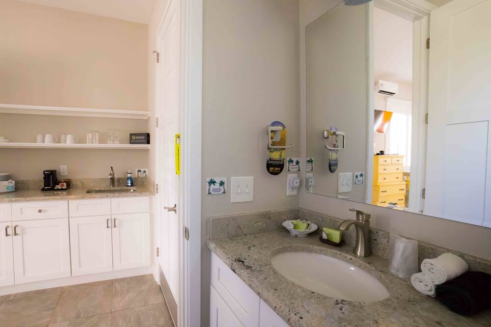 Photo of Bathroom in Downtown Dunedin