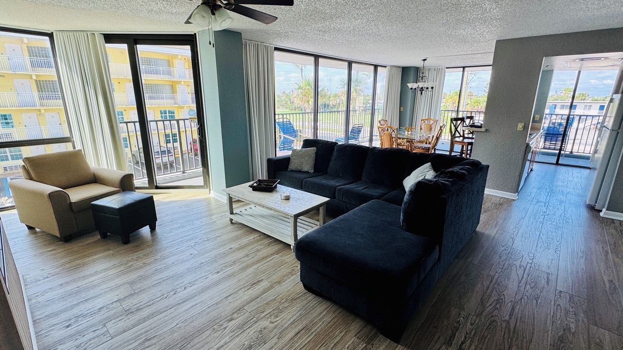 Photo of Patio Balcony in Marine Terrace