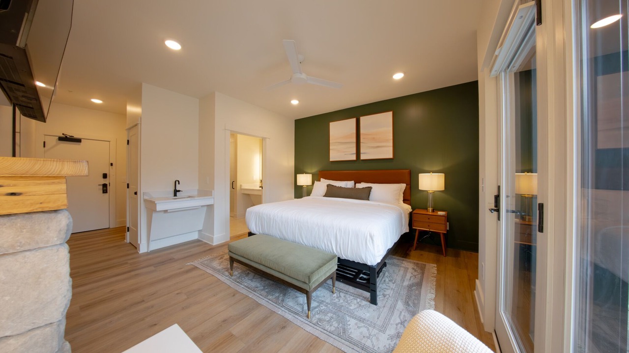 Photo of Bedroom in Blowing Rock
