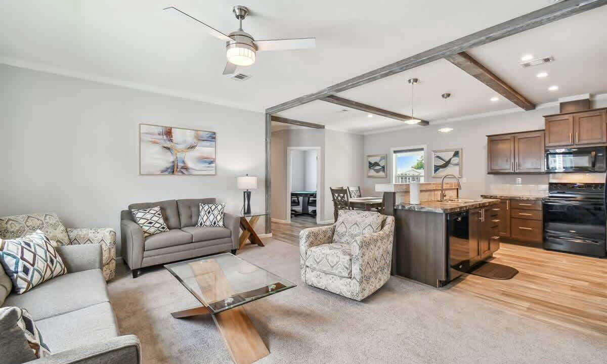 Photo of Livingroom in Dade City