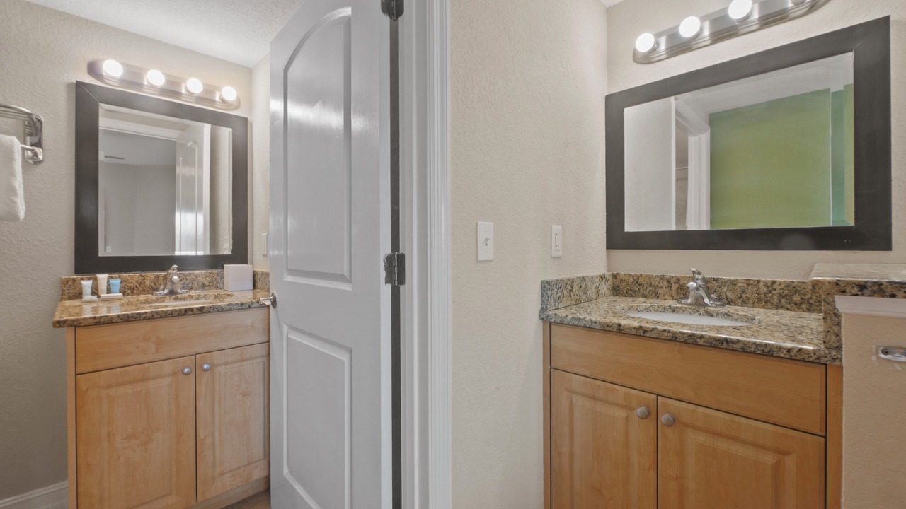 Photo of Bathroom in Treasure Island