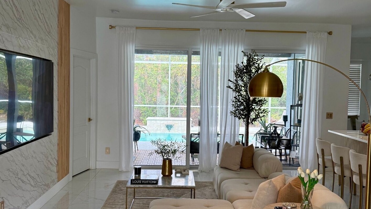 Photo of Livingroom in Palmer Ranch