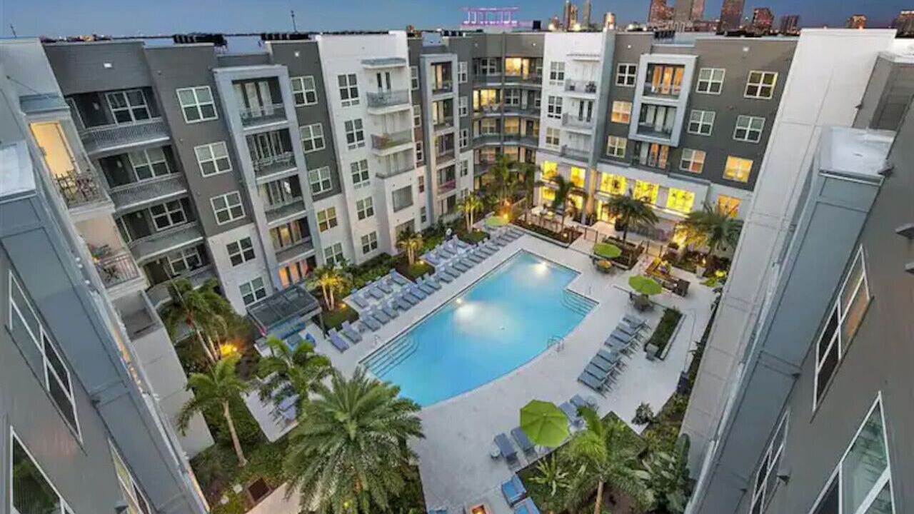 Photo of Outdoor in North Hyde Park