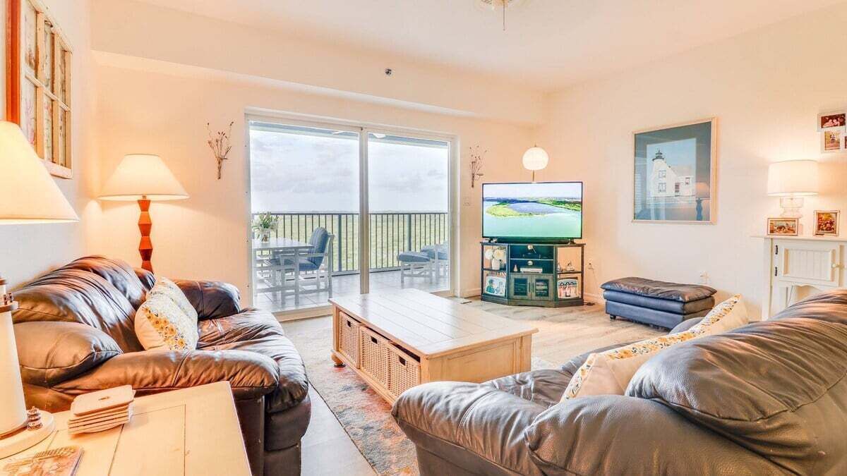 Photo of Livingroom in Horton Shores