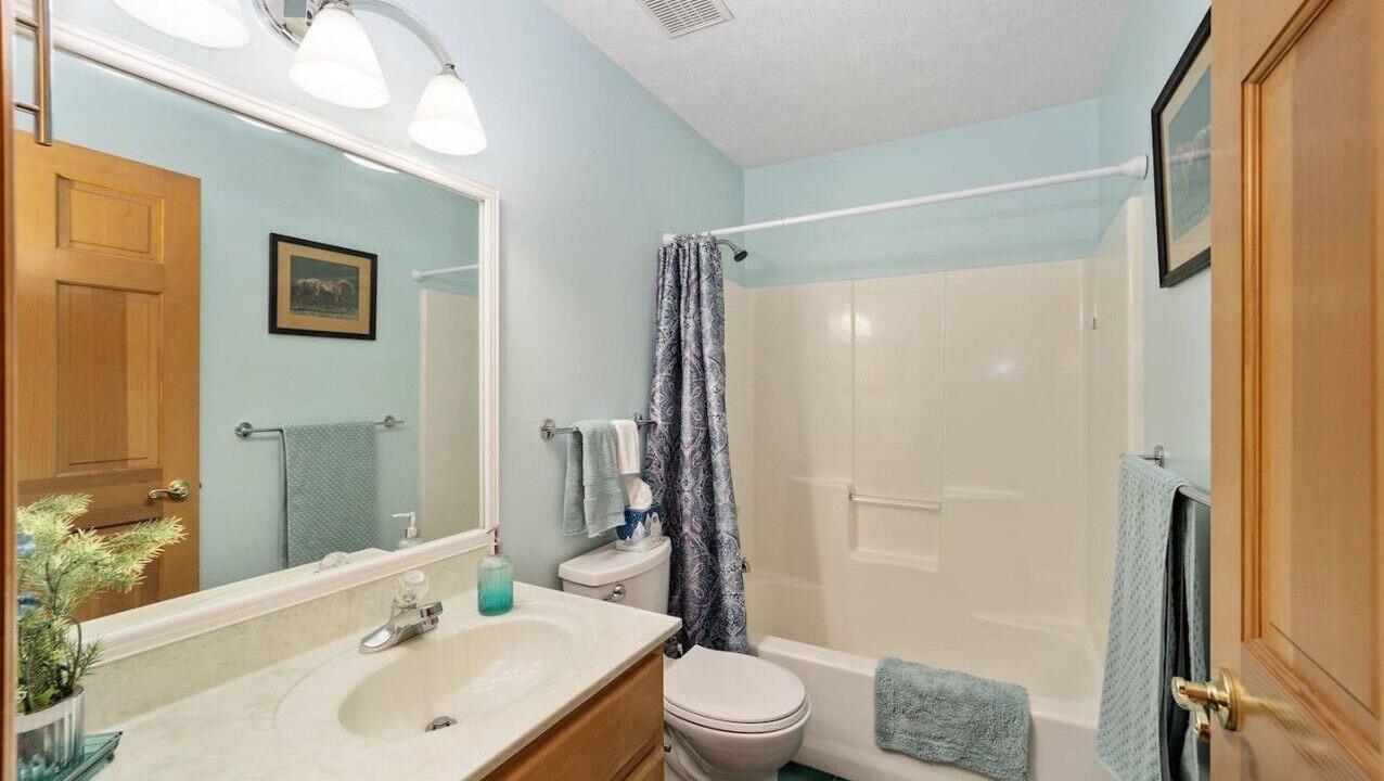 Photo of Bathroom in Fellowship