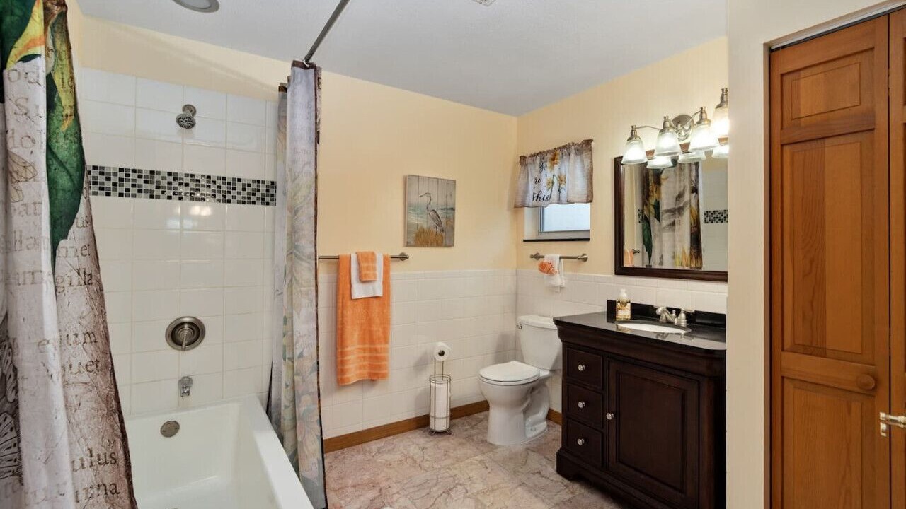 Photo of Bathroom in Fellowship