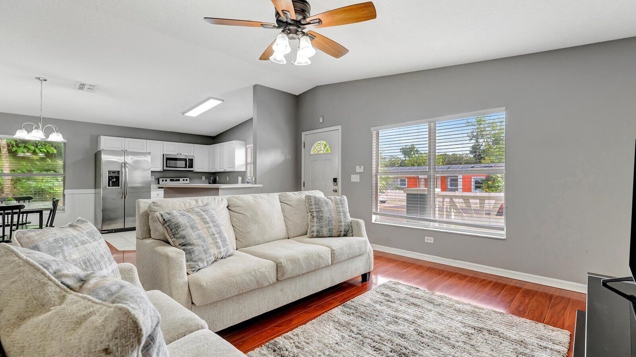 Photo of Livingroom in Old Seminole Heights