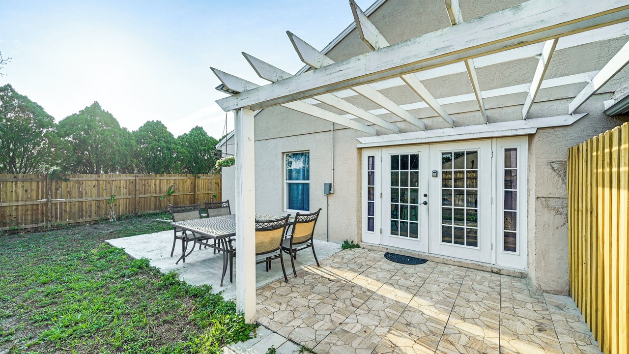 Photo of Outdoor in Seven Springs Homes