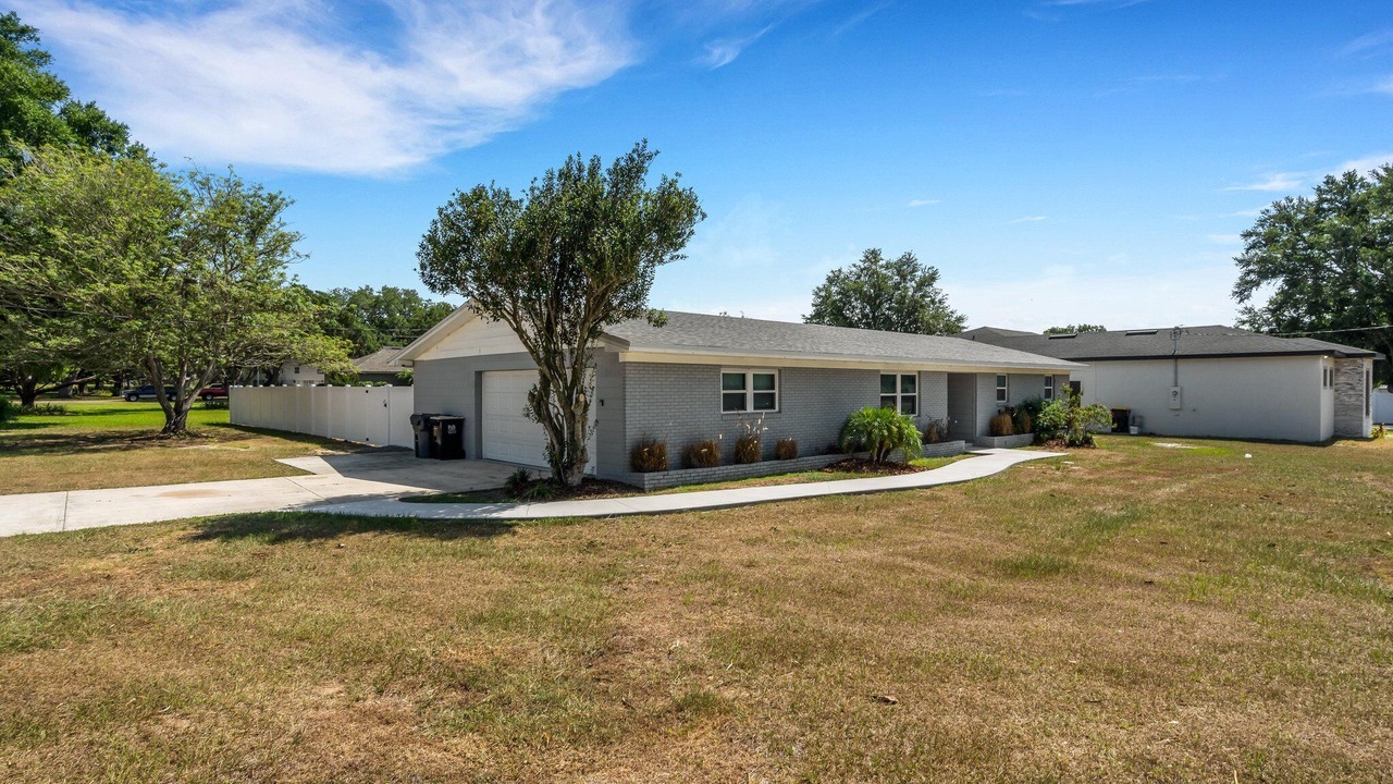 Photo of Outdoor in Lakeland