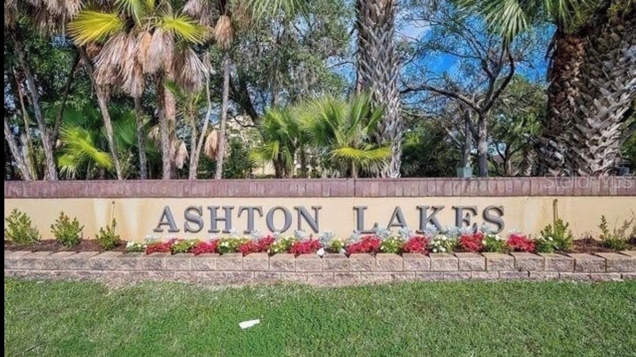 Photo of Outdoor in Gulf Gate Estates