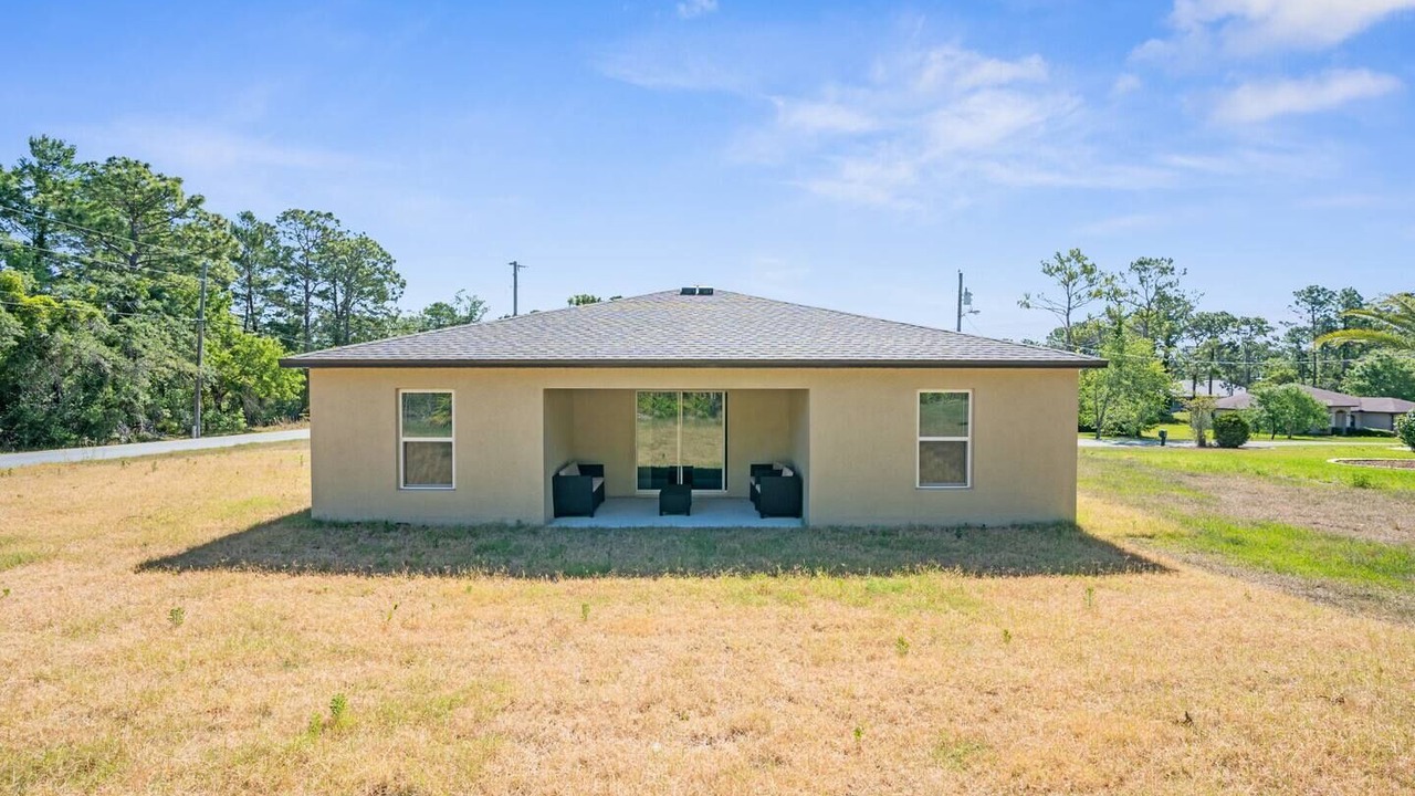 Photo of Outdoor in Avis Oaks